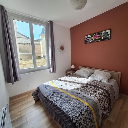 Bel Appartement 50M2 En Plein Centre De Saumur Kültér fotó