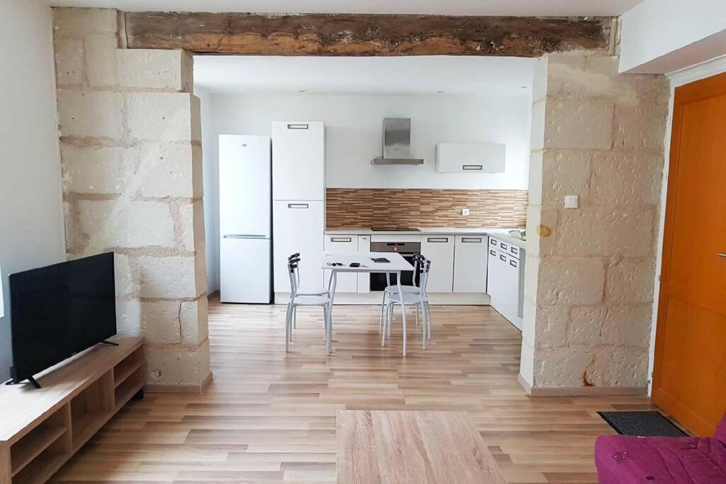 Bel Appartement 50M2 En Plein Centre De Saumur Kültér fotó