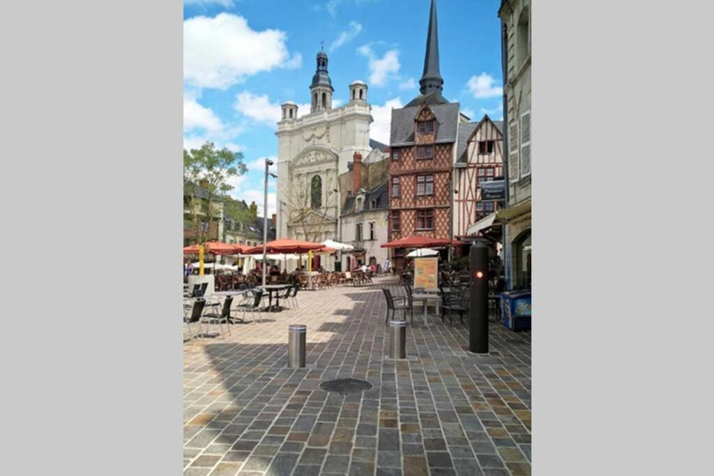 Bel Appartement 50M2 En Plein Centre De Saumur Kültér fotó